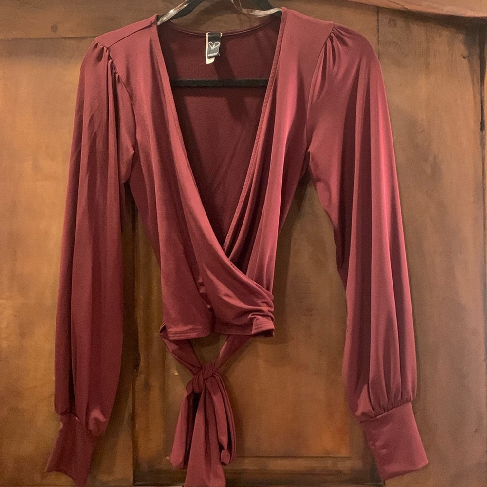Long sleeve top